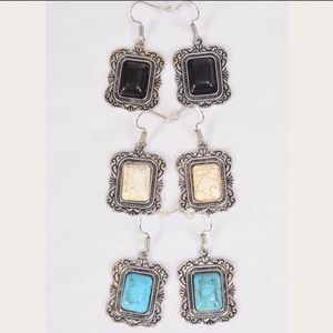 💚#740 Antique Style SemiPrecious Stone Earrings